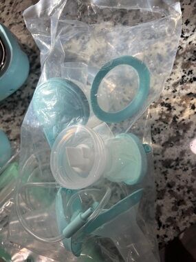 Aqua Silicone Party Drink Pourers and Straws - Set of Reusable Aqua Accessories